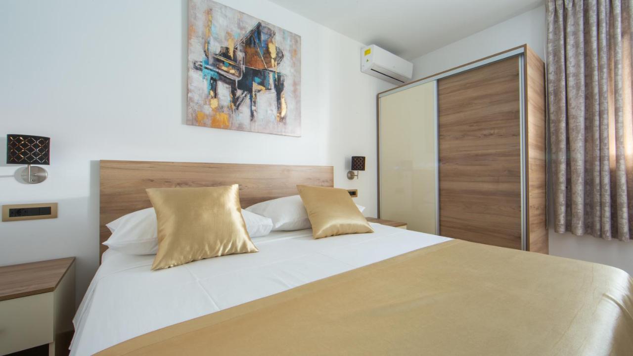 Rooms & Apartments Toni Stobreč Εξωτερικό φωτογραφία