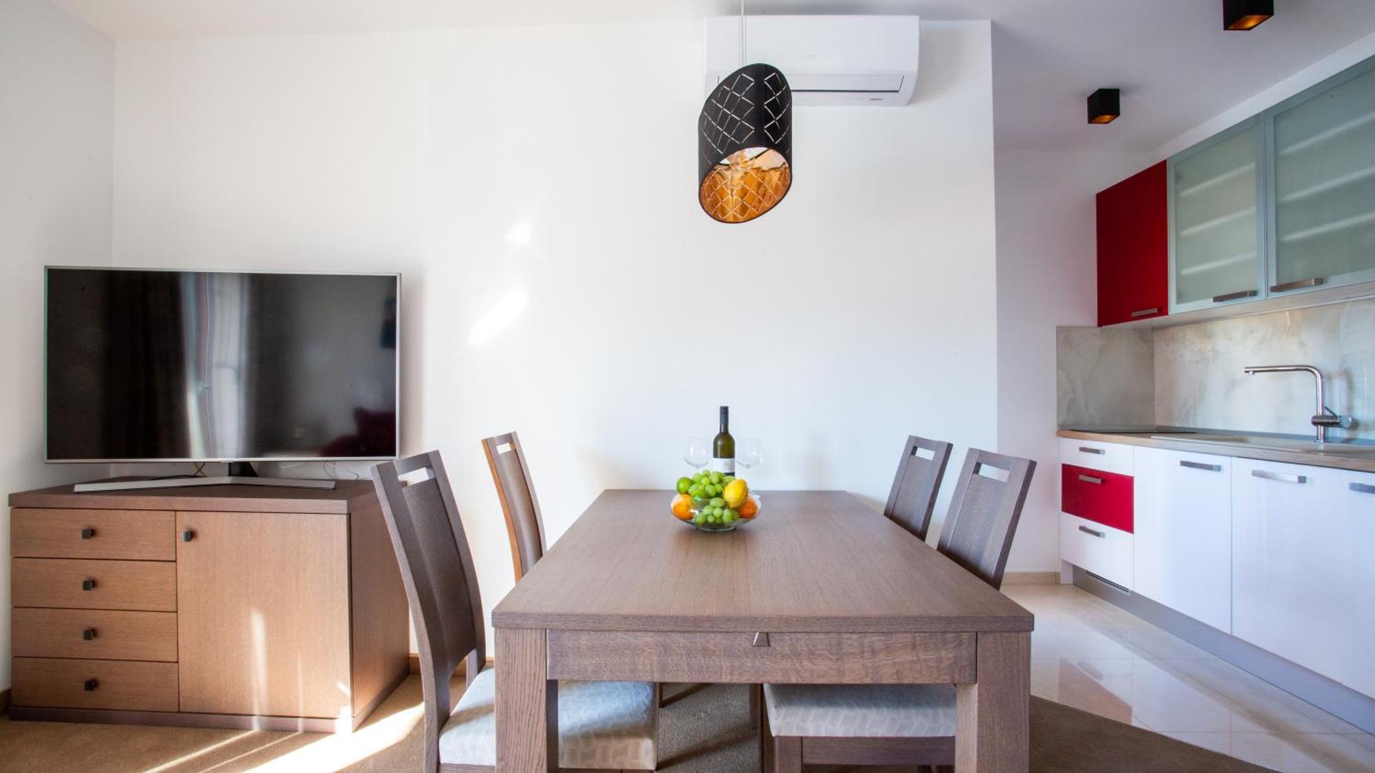 Rooms & Apartments Toni Stobreč Εξωτερικό φωτογραφία
